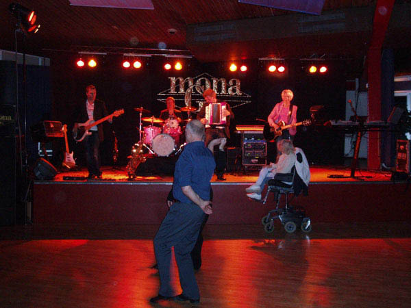 bpark051105_12